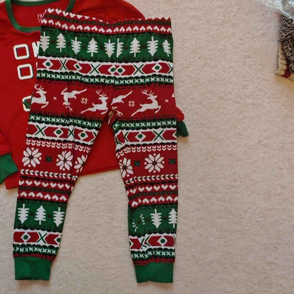 4/25 Fammy Jammies  Christmas Pyjamas 2PC 3t - Picture 4 of 8
